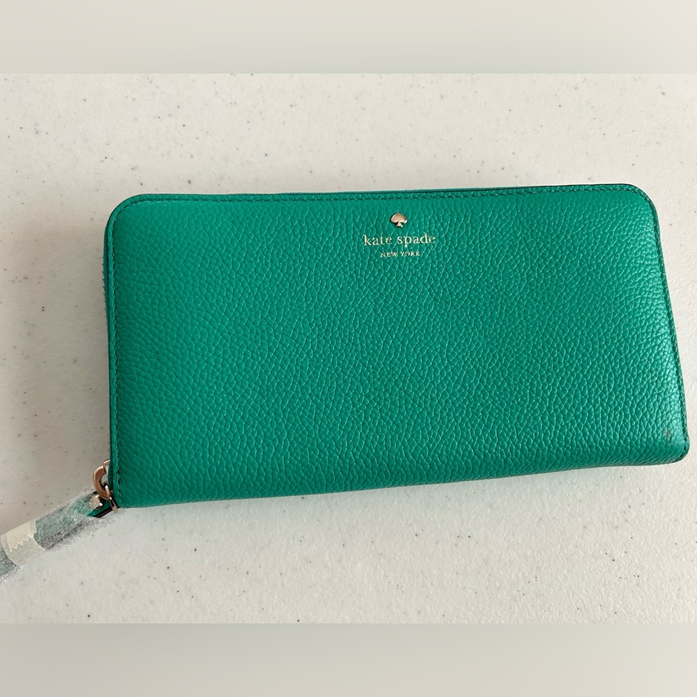 NEW Kate Spade Wallet